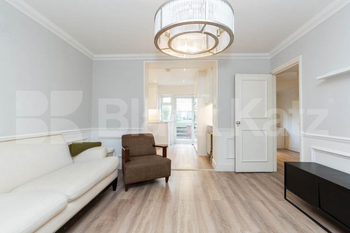 spacious well presented 2 bedroom garden flat a short walk to zone 2 station Tufnell Park Road, Tufnell park